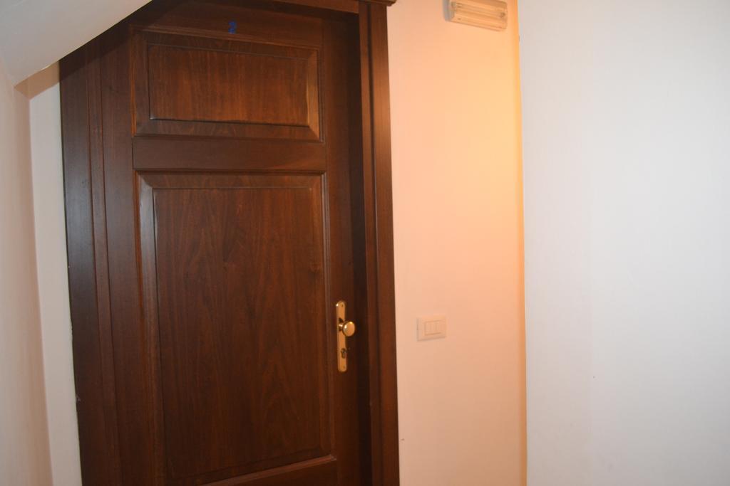 Suites Imperiali Guest House Rome Extérieur photo